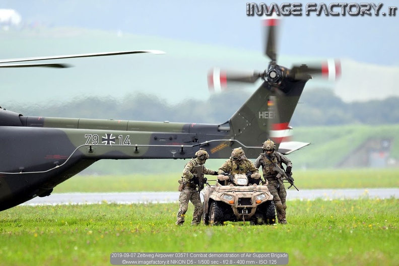2019-09-07 Zeltweg Airpower 03571 Combat demonstration of Air Support Brigade.jpg